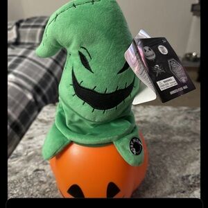 Green and Orange Halloween Decor boogie from nightmare before Christmas